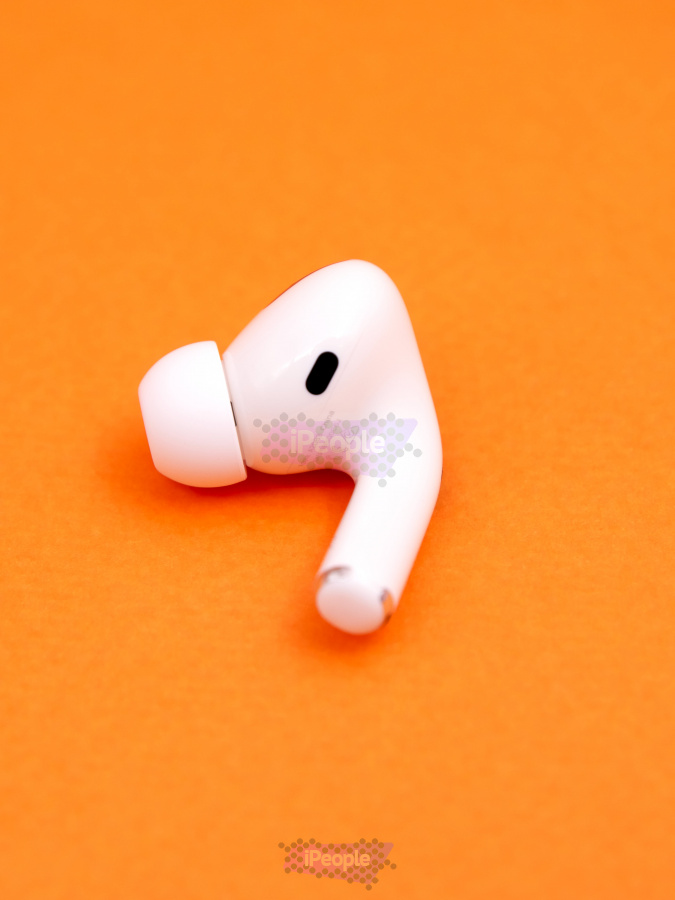 Фото Купить Правый наушник Apple AirPods Pro (A2083) отдельно, новый по низкой цене в Москве