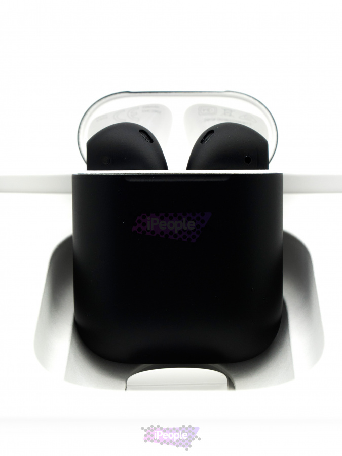 Фото Купить Беспроводные наушники Apple AirPods 2 (Чёрный) по низкой цене в Москве