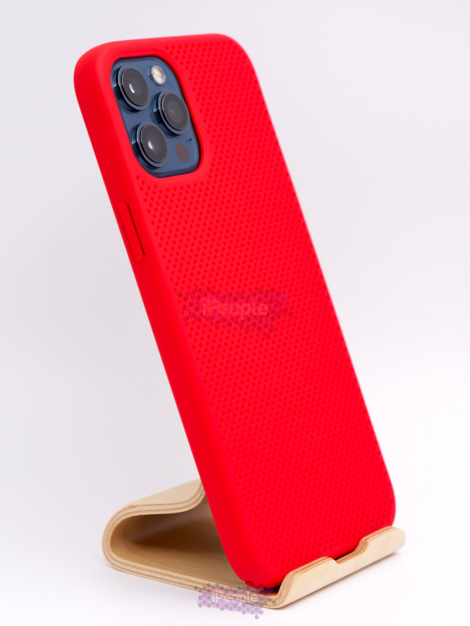 Фото Пластиковая 4D накладка перфорированная для iPhone 12 Pro Max, Красный