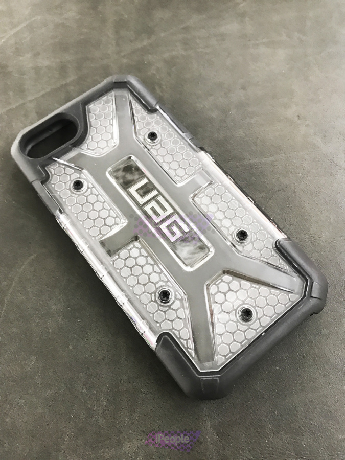 Фото Противоударный чехол UAG Plasma Series для iPhone 8 / 7, Чёрный
